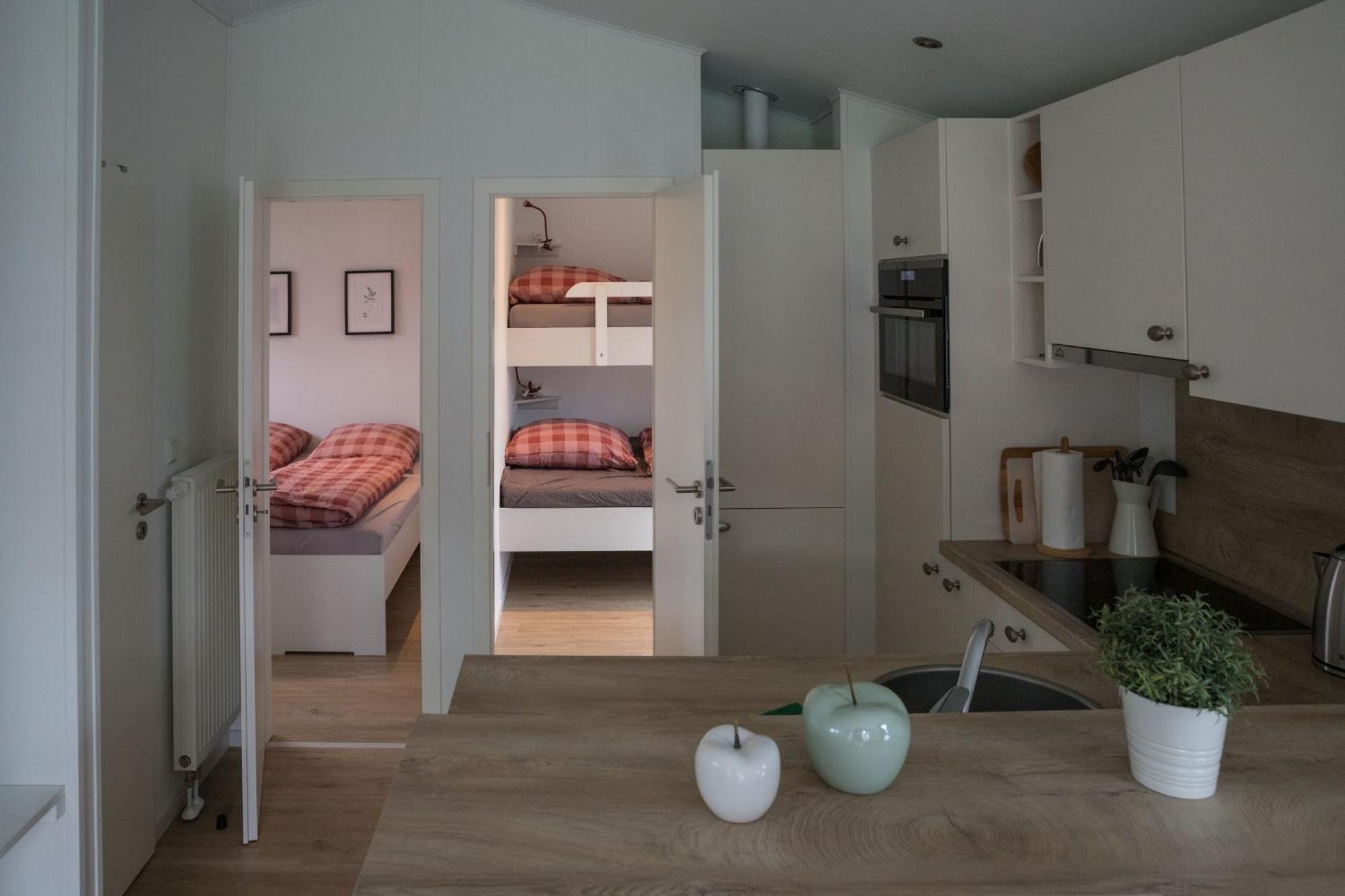 Ferienhof Schild FeWo Bullerbü Schillig Zimmer foto